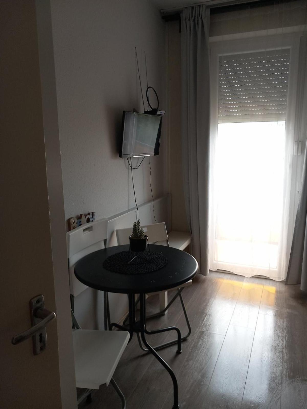 שיופוק Milan Apartmanok מראה חיצוני תמונה
